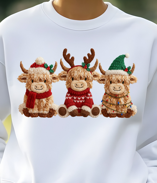 Christmas Hyland Cows Yarn Shirt CH163 - Screenprinted